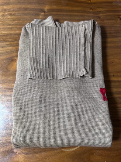 Ami タートルネック ベージュ