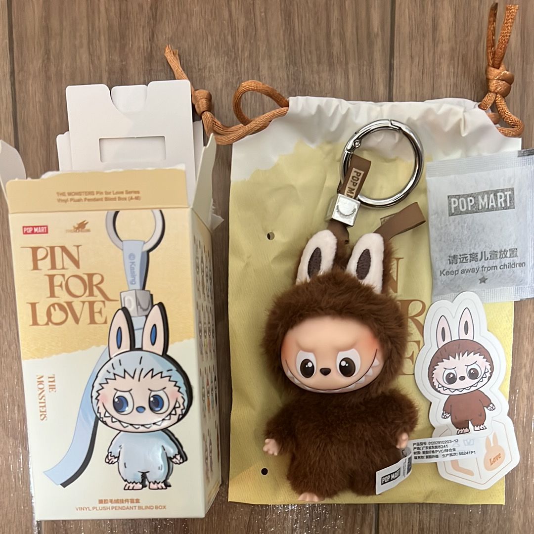 POP MART THE MONSTERS (LABUBU) Pin for Love Series-Vinyl Plush Pendant (A-M) L