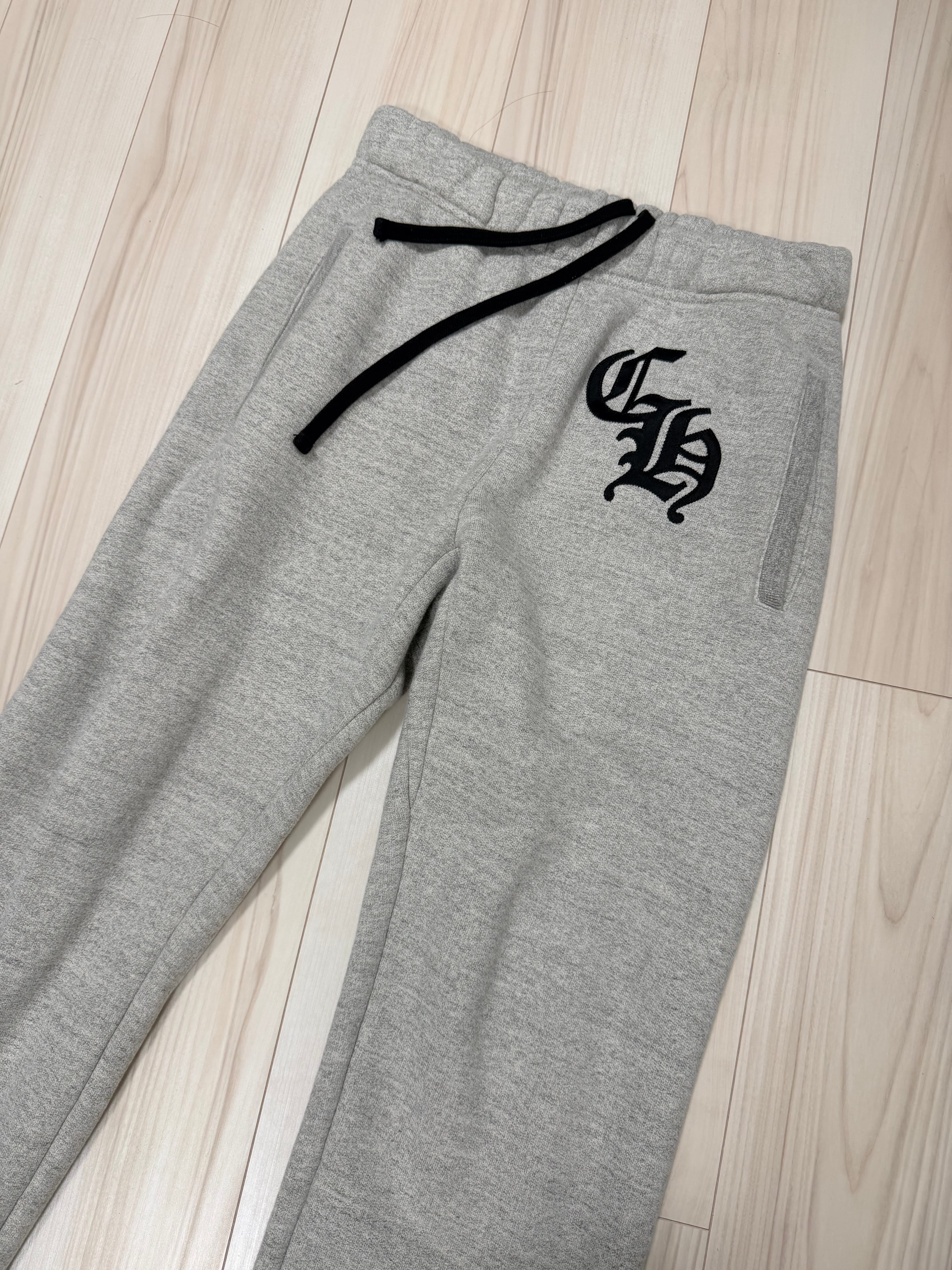 クロムハーツ CHロゴ セメタリークロス スウェットパンツ "グレー"