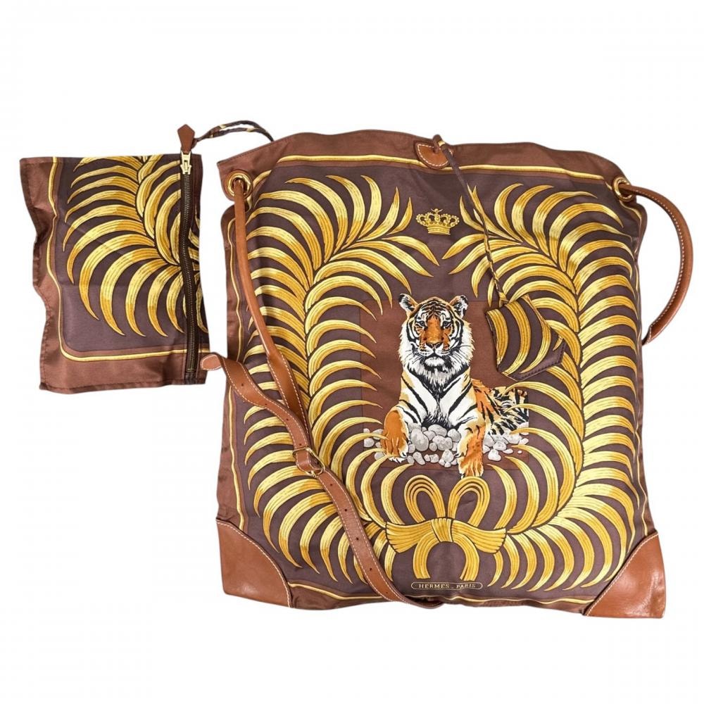 HERMES エルメス ショルダーバッグ 王者の虎 シルキーシティMM 斜め掛け Tigre Royal ◻︎L刻印 シルク レザー マルチカラー ゴールド金具 レディース 2008年【中古品】