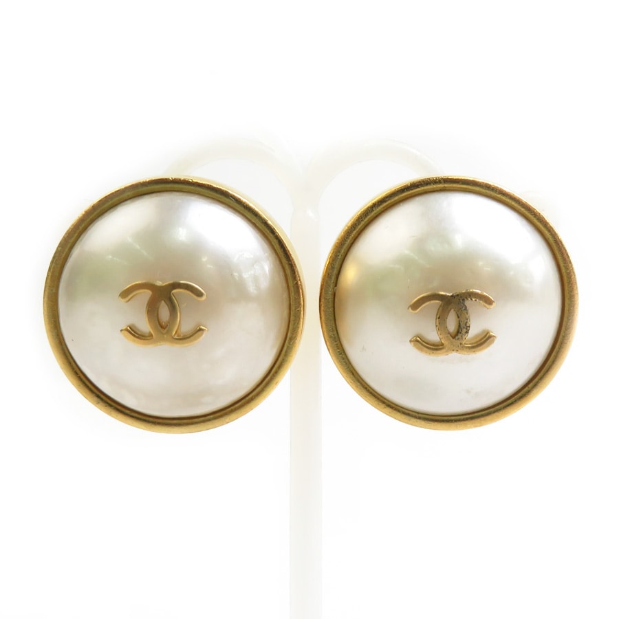 シャネル CHANEL イヤリング ココマーク メタル/フェイクパール ゴールド/オフホワイト レディース【中古】 e61550a