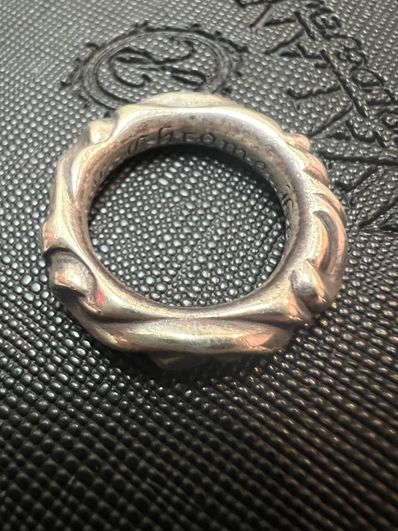 Chrome Hearts Scroll Band Ring "Silver"