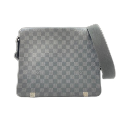 ヴィトン LV ディストリクト ショルダーバッグ【中古】