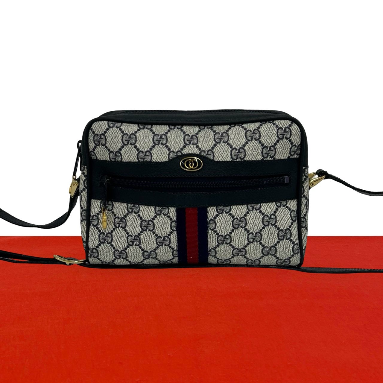 GUCCI グッチ シェリーライン GG ロゴ 金具 レザー PVC ショルダーバッグ ネイビー
 79745