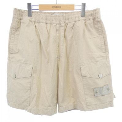ストーンアイランド STONE ISLAND 7815L02F1 ショートパンツ