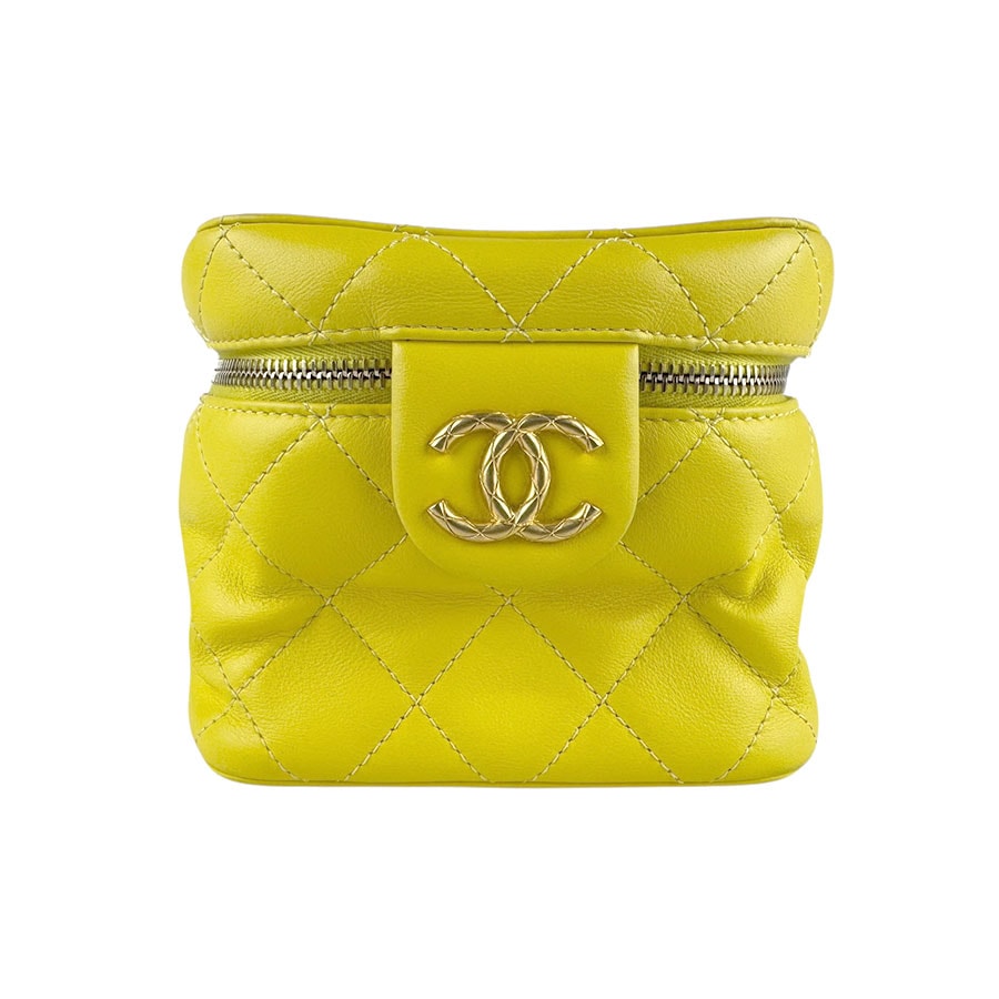 シャネル CHANEL ショルダーバッグ レザー イエロー レディース【中古】 z8092