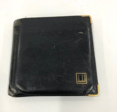 【dunhill】ダンヒル オックスフォード二つ折り財布 二つ折り財布 オックスフォードモチーフ レザー スペイン製 メンズ ブラック 黒色 ゴールド金具 ロゴ入り シンプル カジュアル