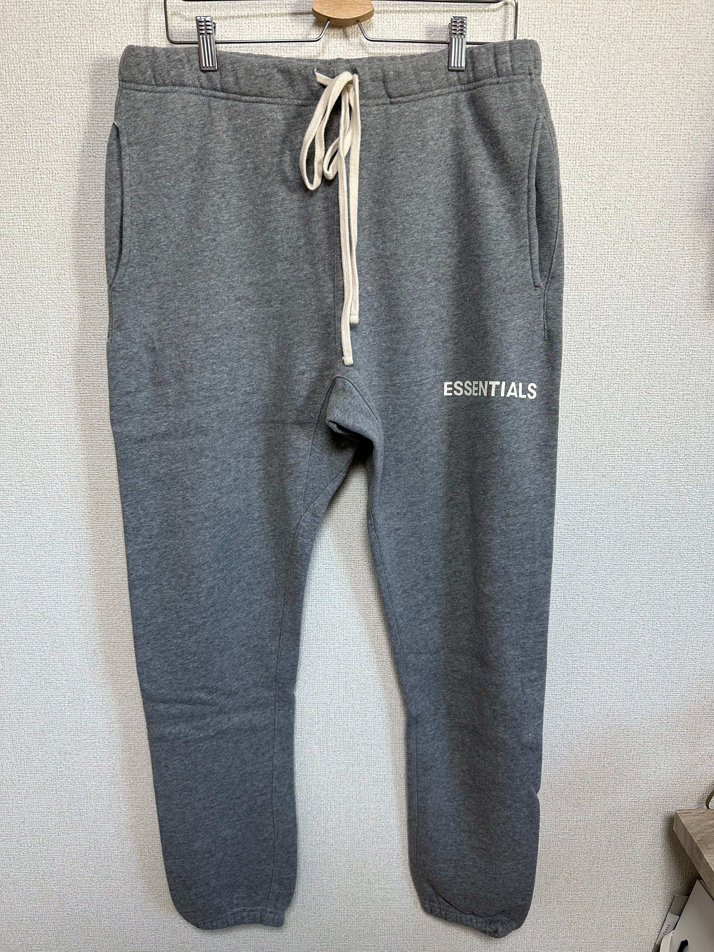 FEAR OF GOD Essentials Graphic Sweatpants "Grey"
