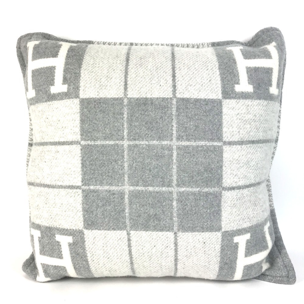 エルメス HERMES クッション 《アヴァロンIII》 PM スクエア 四角 インテリア 枕 ピロー クッション ウール/カシミヤ グレー 未使用