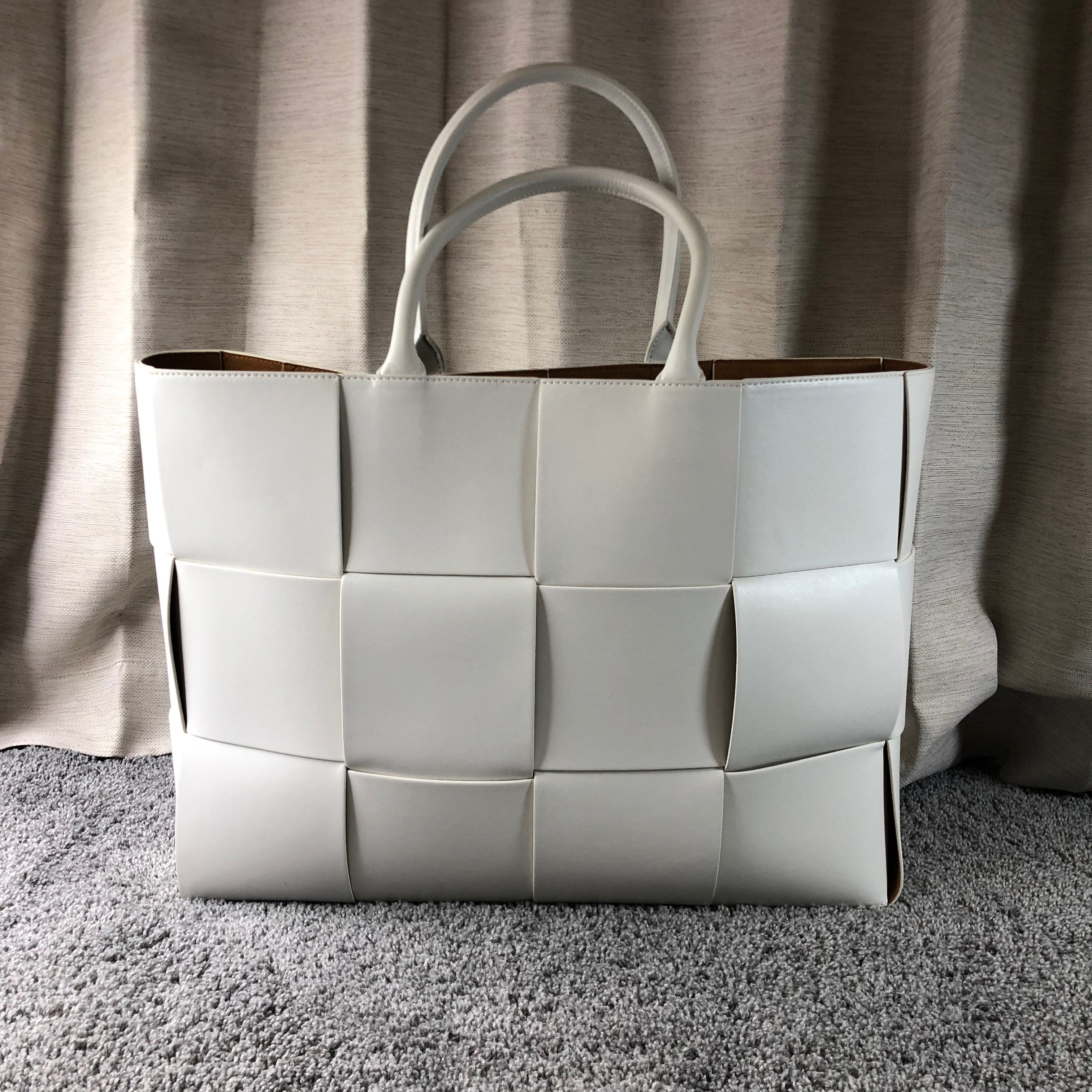 ボッテガ ヴェネタ ザ アルコ トートバッグ