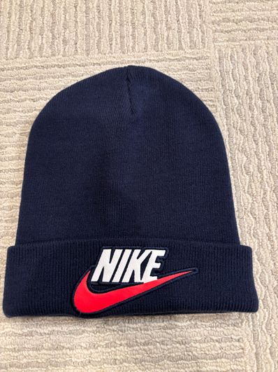 Supreme / NIKE® Beanie "navy"