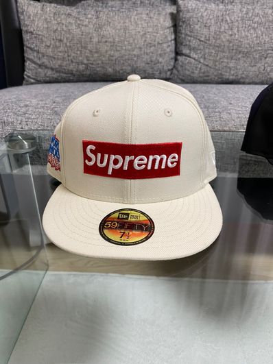 Supreme World Famous Box Logo New Era® "White"
