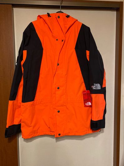 Supreme x The North Face Mountain Light Jacket "Power Orange"