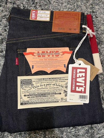 LEVI'S Vintage Clothing 1944 501 Jeans Rigid "Dark Indigo Blue"