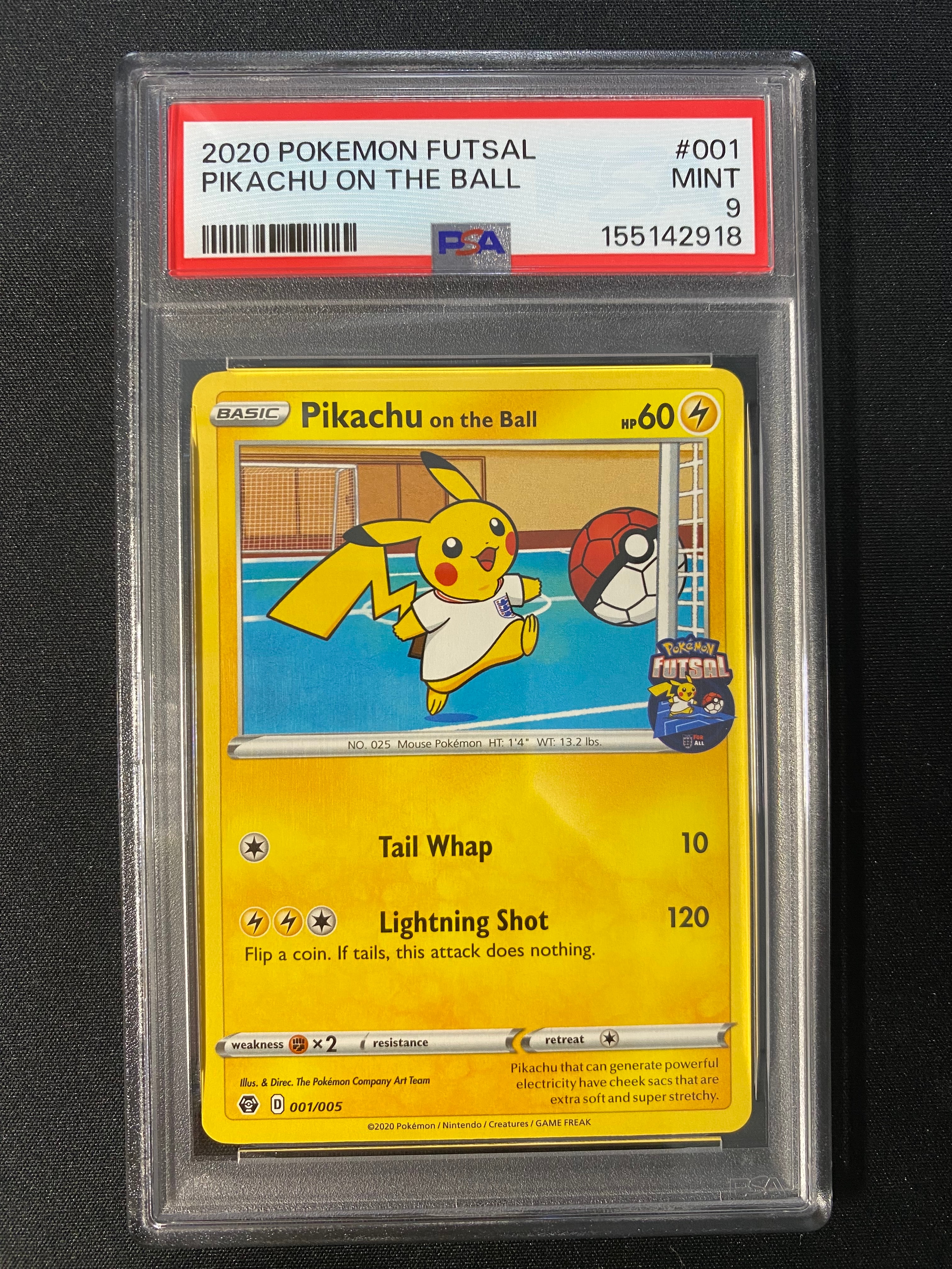 ピカチュウオンザボール [001/005]【英語版】(プロモーションカード)