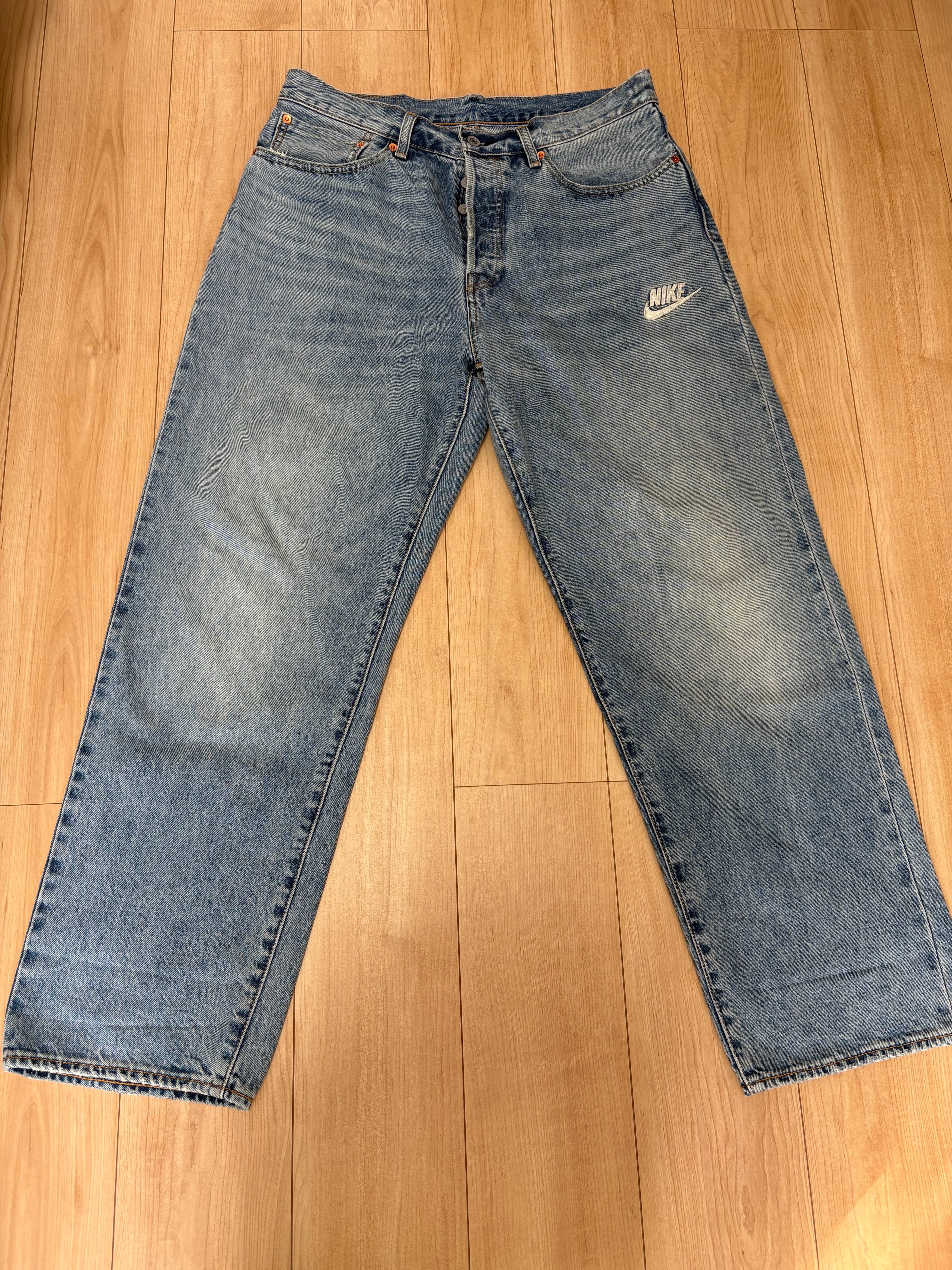 LEVI'S x Nike Baggy Jean "Light Indigo"