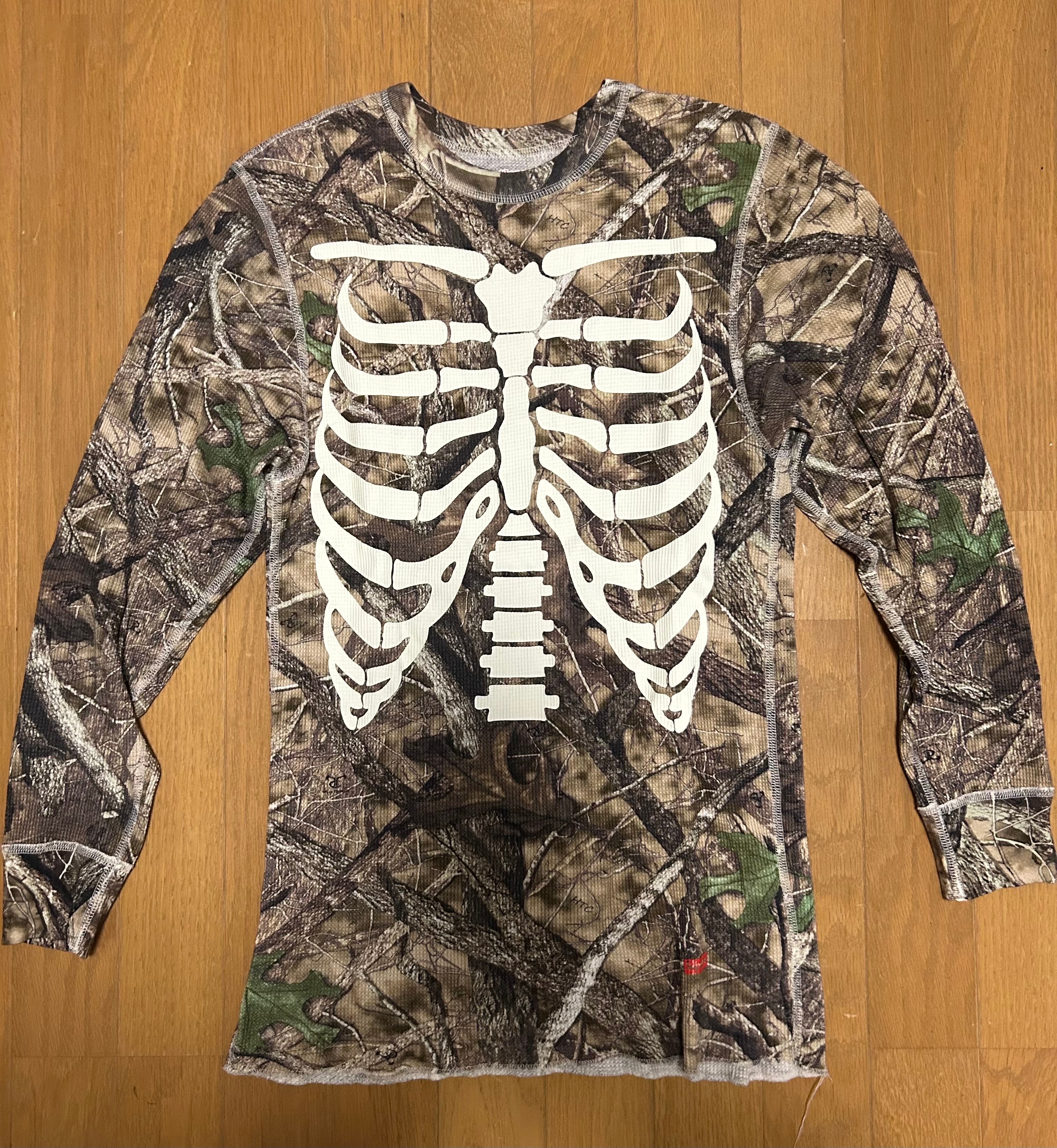 シュプリーム x ヘインズ ボーンズ サーマル クルー 1パック "カモ"