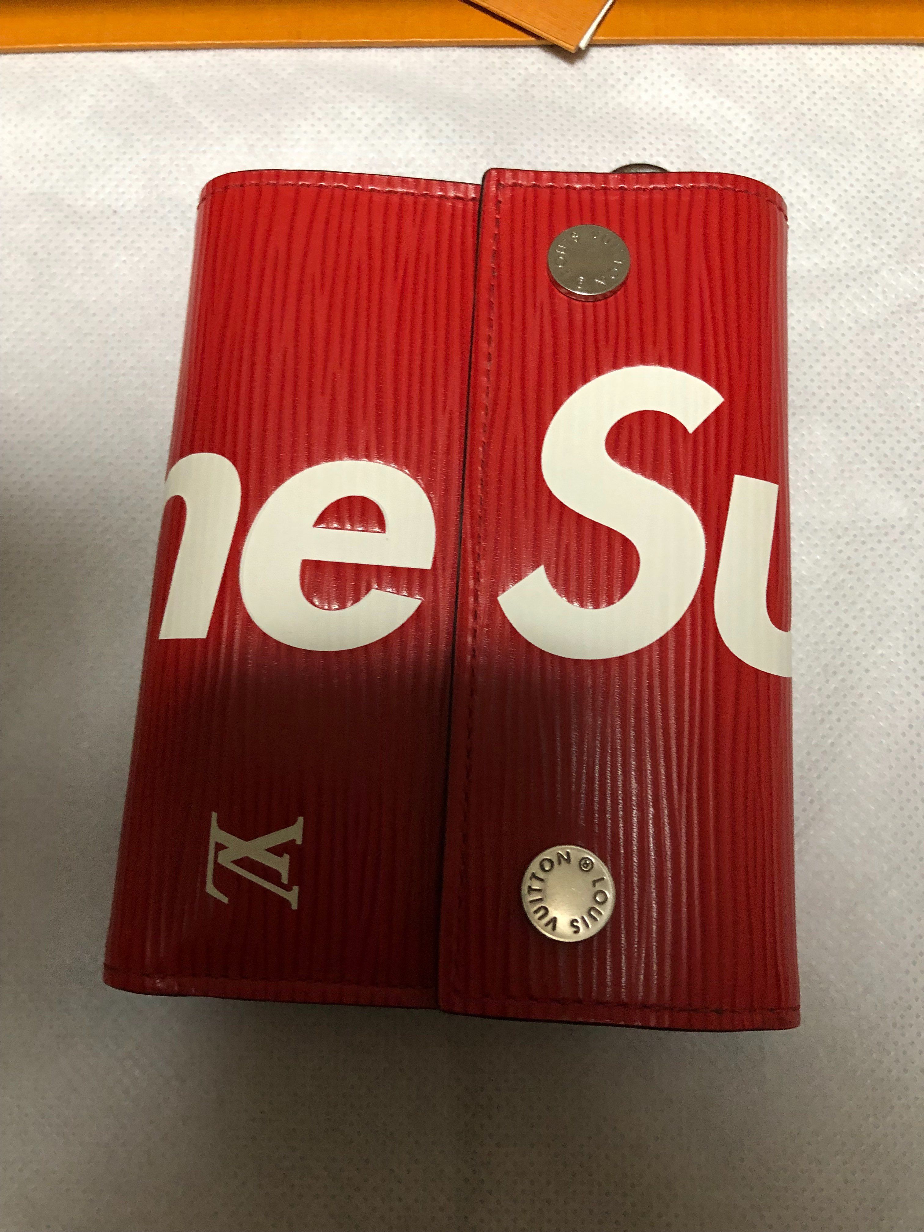 Louis Vuitton x Supreme Chain Wallet "Red"