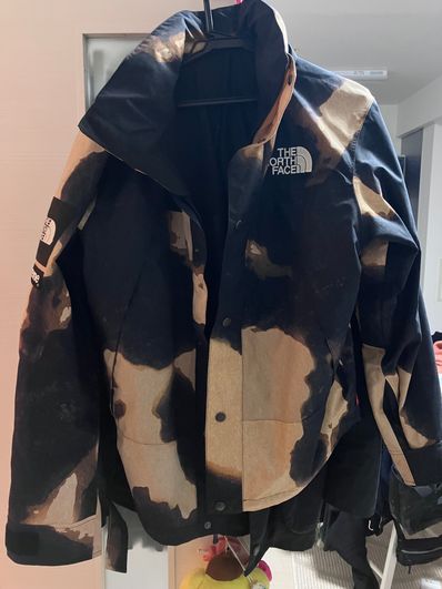 Supreme x The North Face Bleached Denim Print Mountain Jacket "Black"