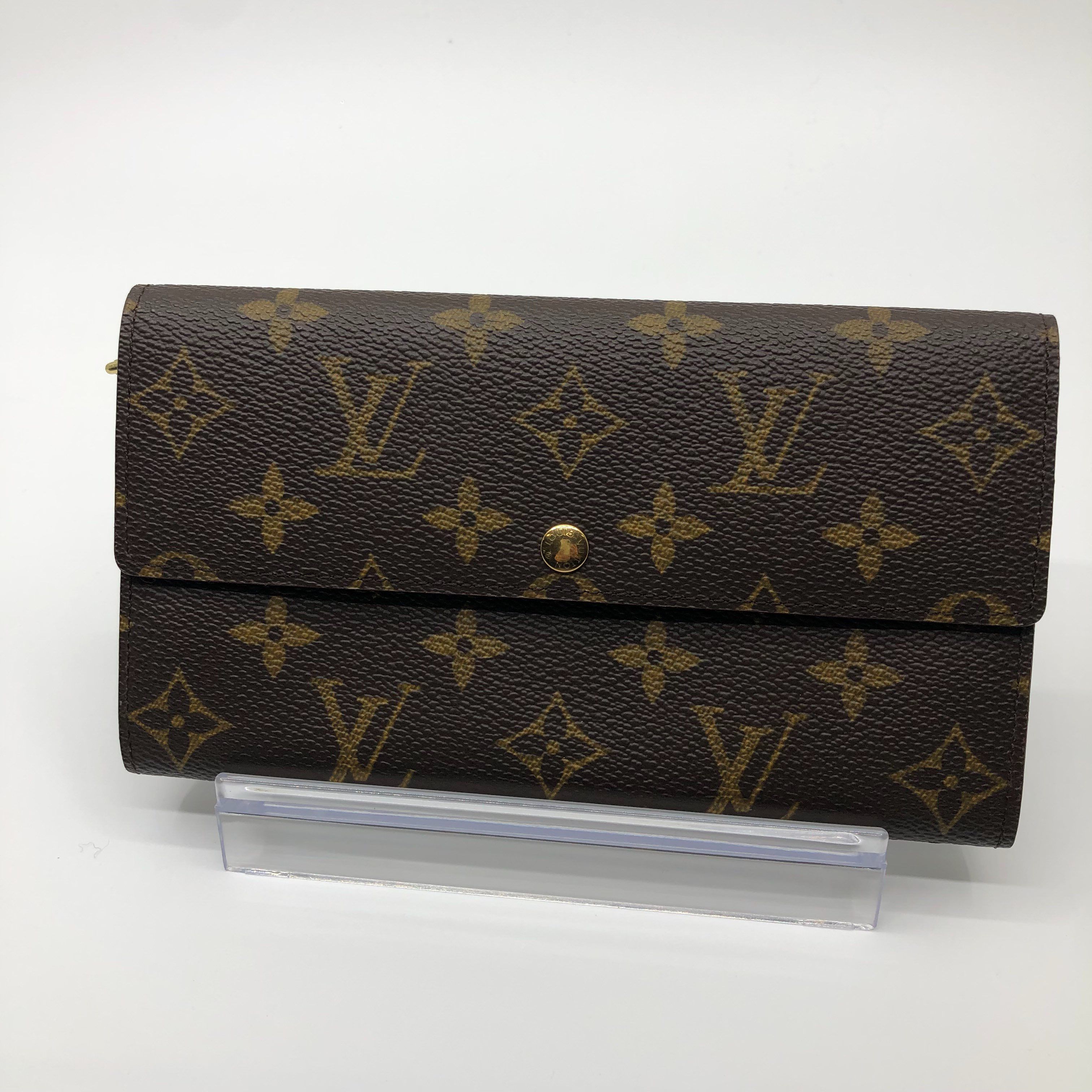 Louis Vuitton Sarah Wallet Monogram