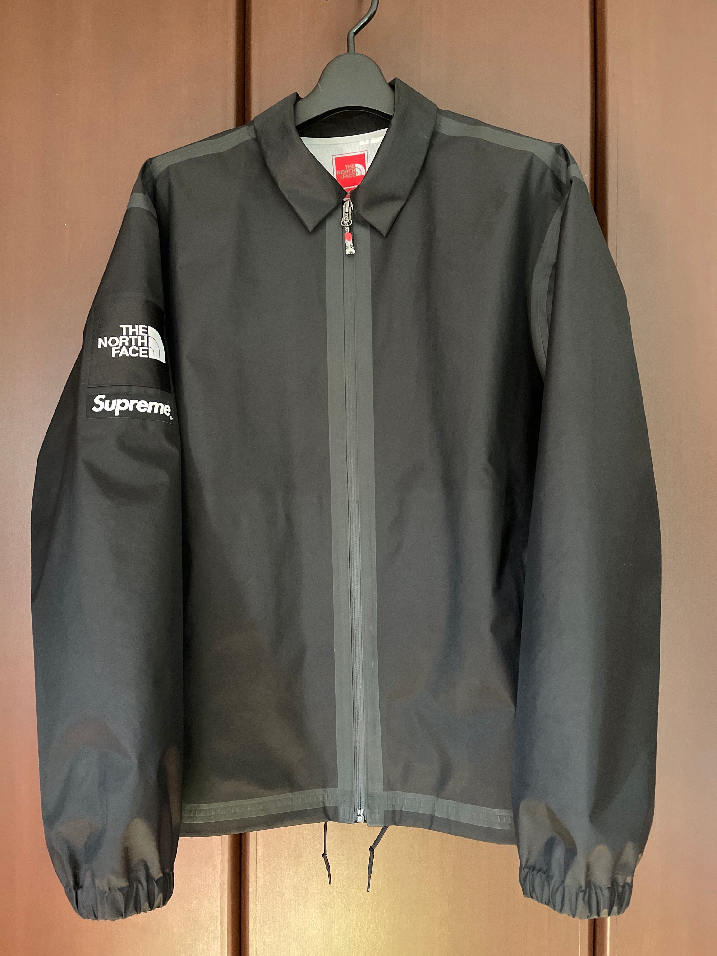 Supreme x The North Face Summit Series Outer Tape Seam Coaches Jacket "Black"