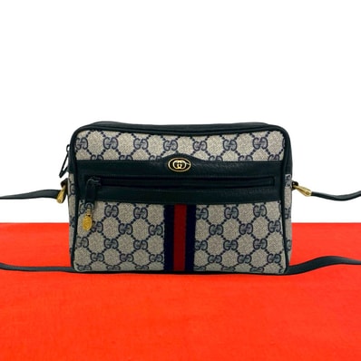 GUCCI グッチ シェリーライン GG ロゴ 柄 金具 レザー PVC ショルダーバッグ ネイビー
13926