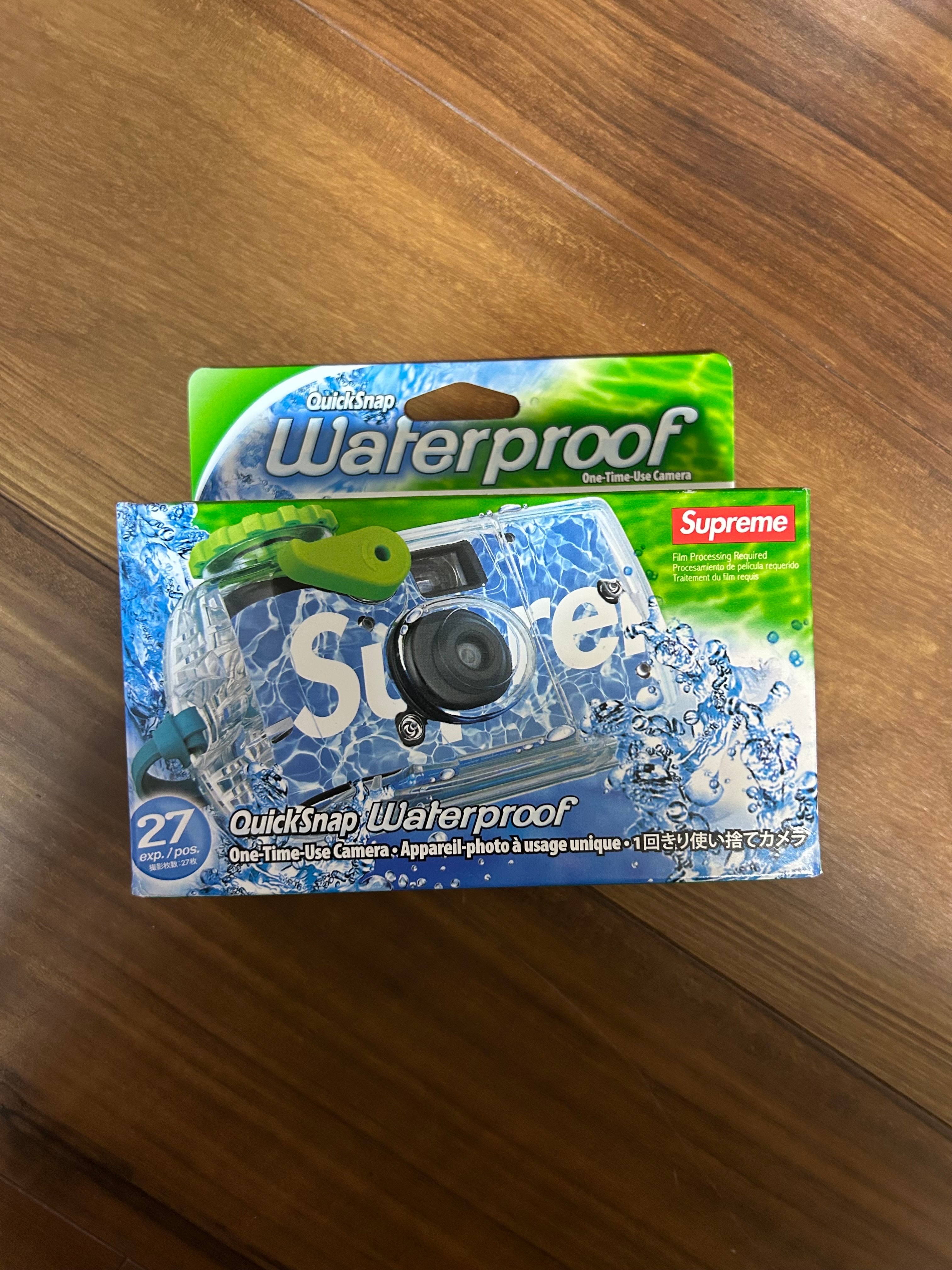 Supreme Fujifilm Waterproof Camera "Blue"