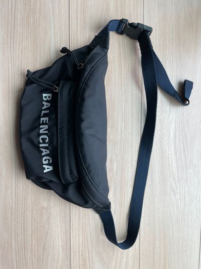BALENCIAGA Wheel Beltpack "Black"