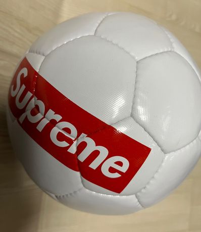 Supreme / Umbro Soccer Ball "White"
