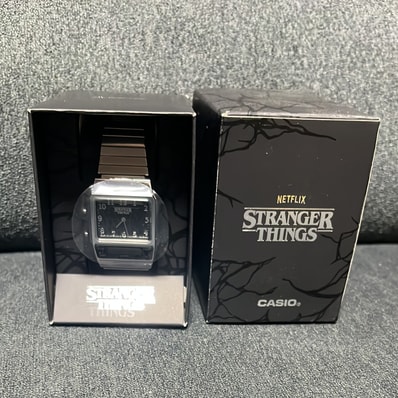 Casio x Stranger Things AQ-800EST-1AJR "Silver"