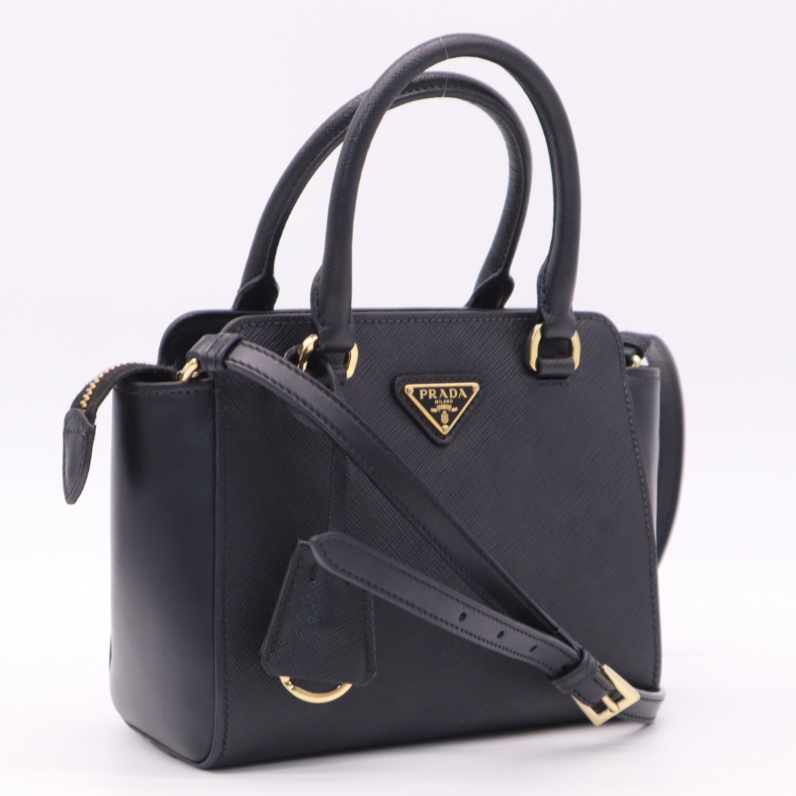 美品 PRADA プラダ サフィアーノレザー トライアングルロゴ ハンドバッグ 1BA906 2wayハンドバッグ ブラック コーティングキャンバス レザー レディース