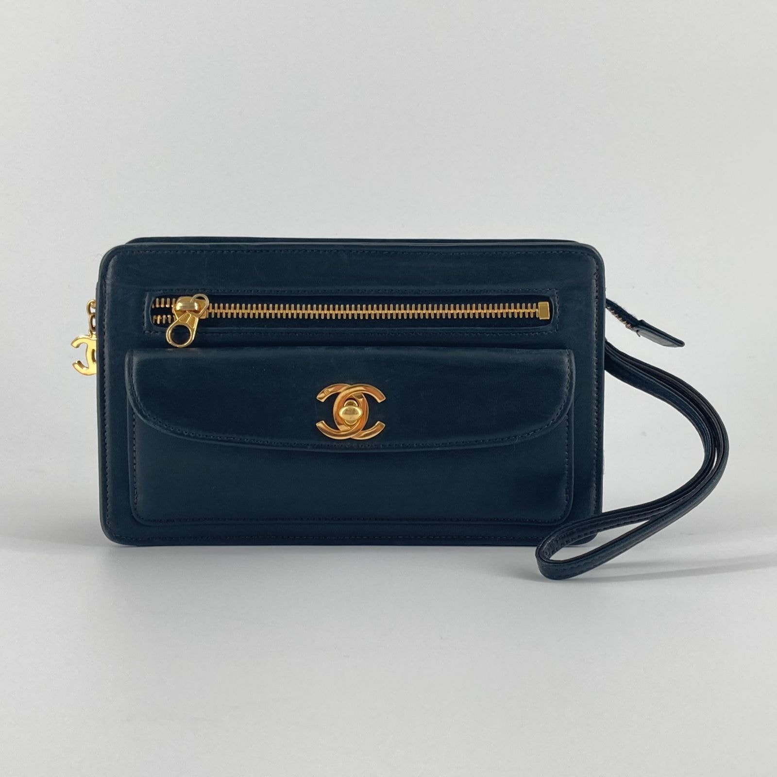 CHANEL(シャネル)ココマーク クラッチ バッグ 44番台 ブラック