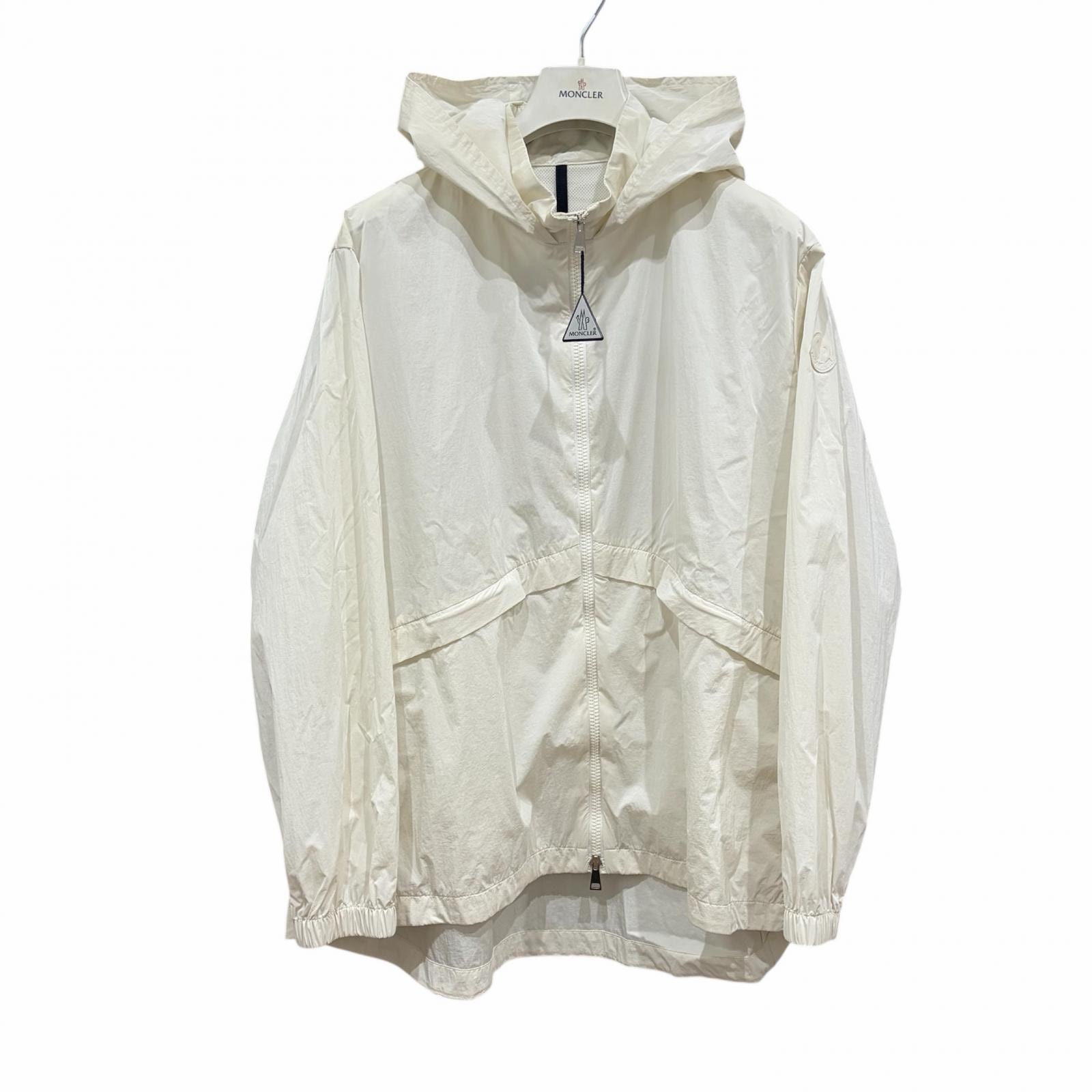 モンクレールH10931A0007653A3H ナイロンジャケット