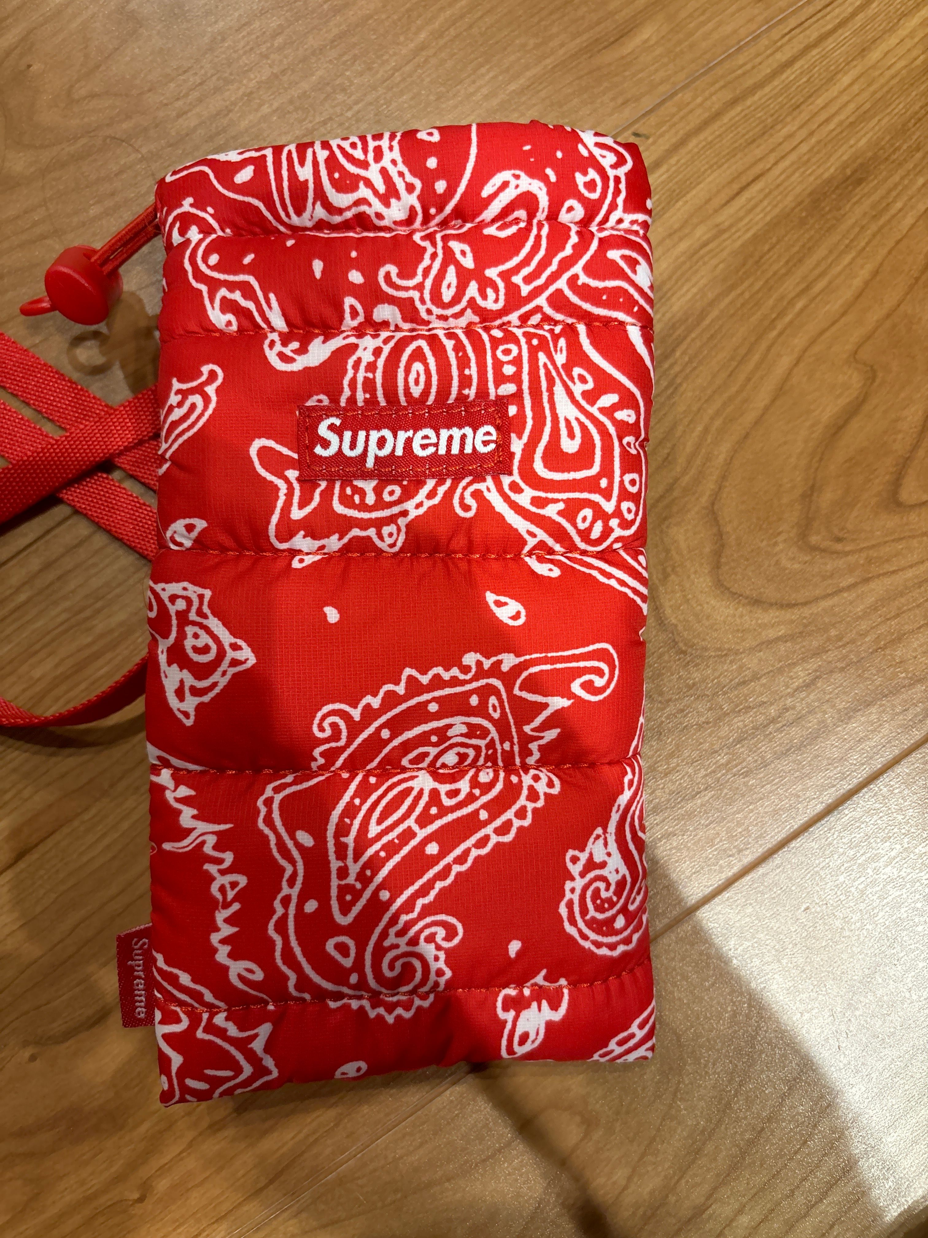 Supreme Puffer Neck Pouch 