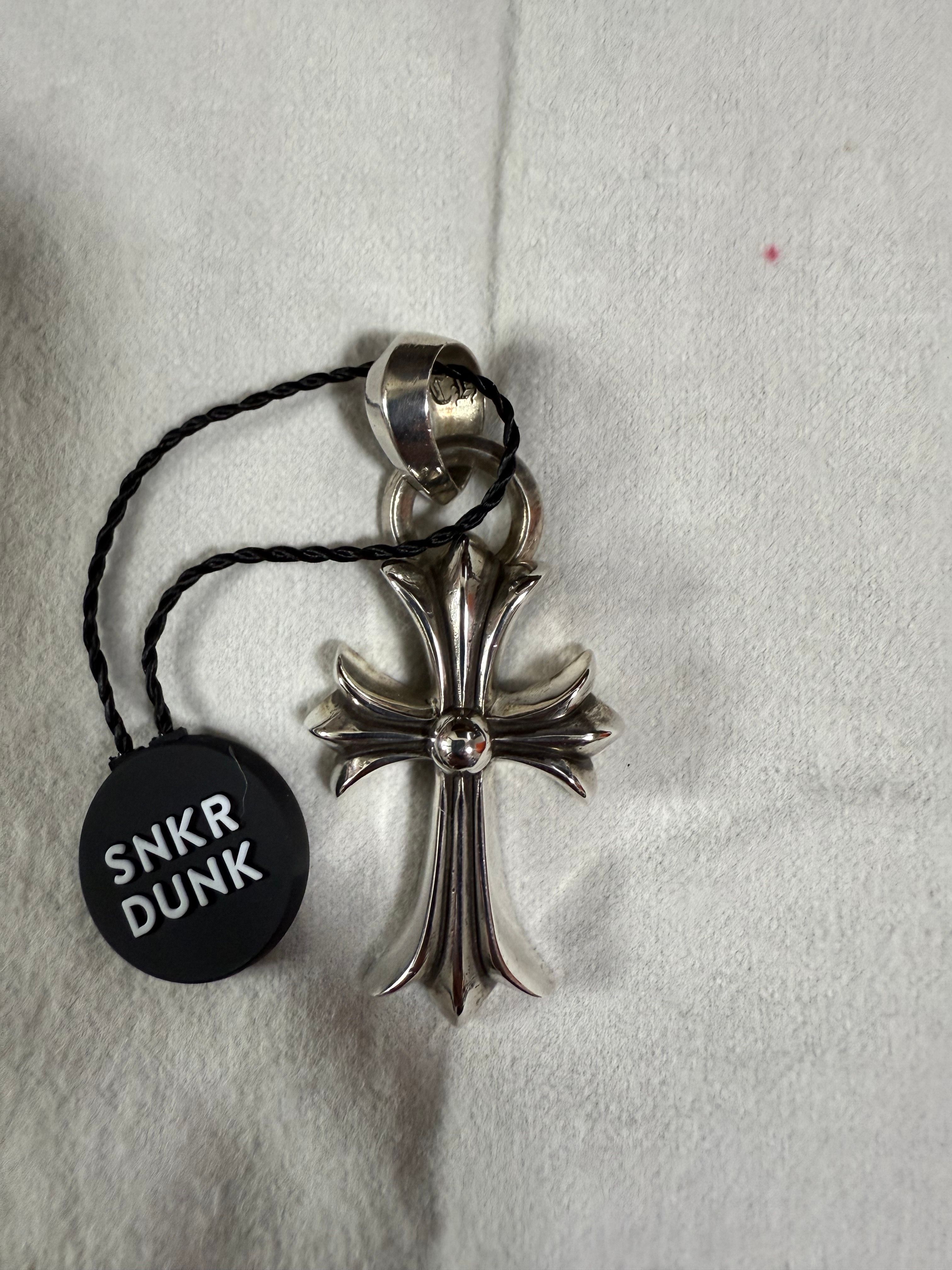 Chrome Hearts CH Cross Pendant Small / Plain Bail "Silver"