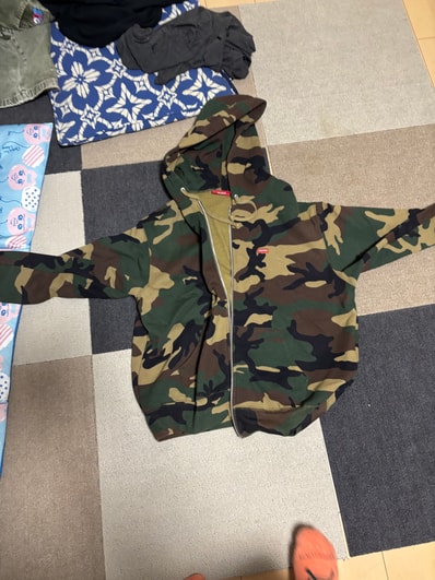 Supreme Small Box Zip Up Hooded Sweatshirt "Woodland Camo"