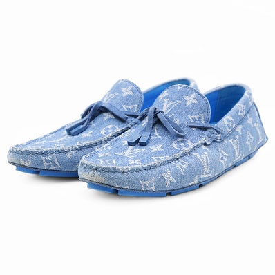 【美品】LOUIS VUITTON ルイ・ヴィトン デニムドライビングシューズ 2023年製 シグネチャー ロゴ LV モノグラム モチーフ ラバーパッチ カップインソール ローファー シューズ 靴 箱/袋付属 メンズ サイズ 7.5 ライトインディゴ 伊製