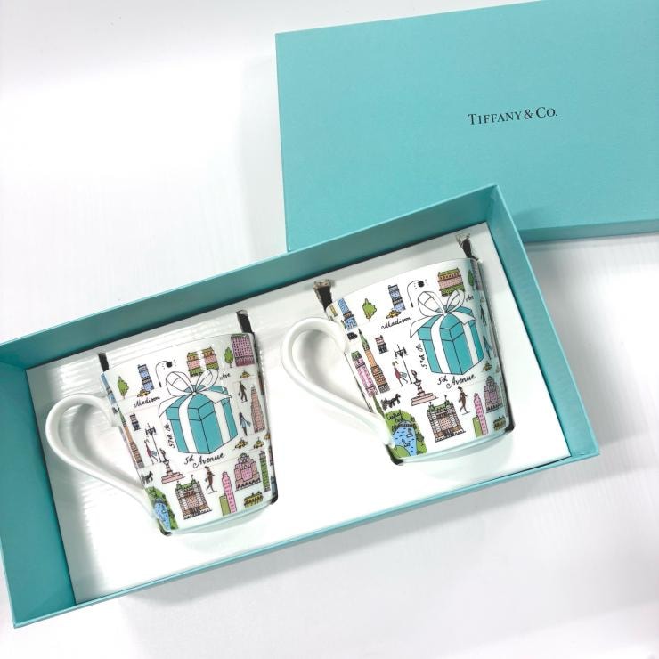 ティファニー 5th Avenue ペアマグカップ ホワイト ニューヨーク ボーンチャイナ 陶磁器 TIFFANY&Co. 正規品【鑑定済み】