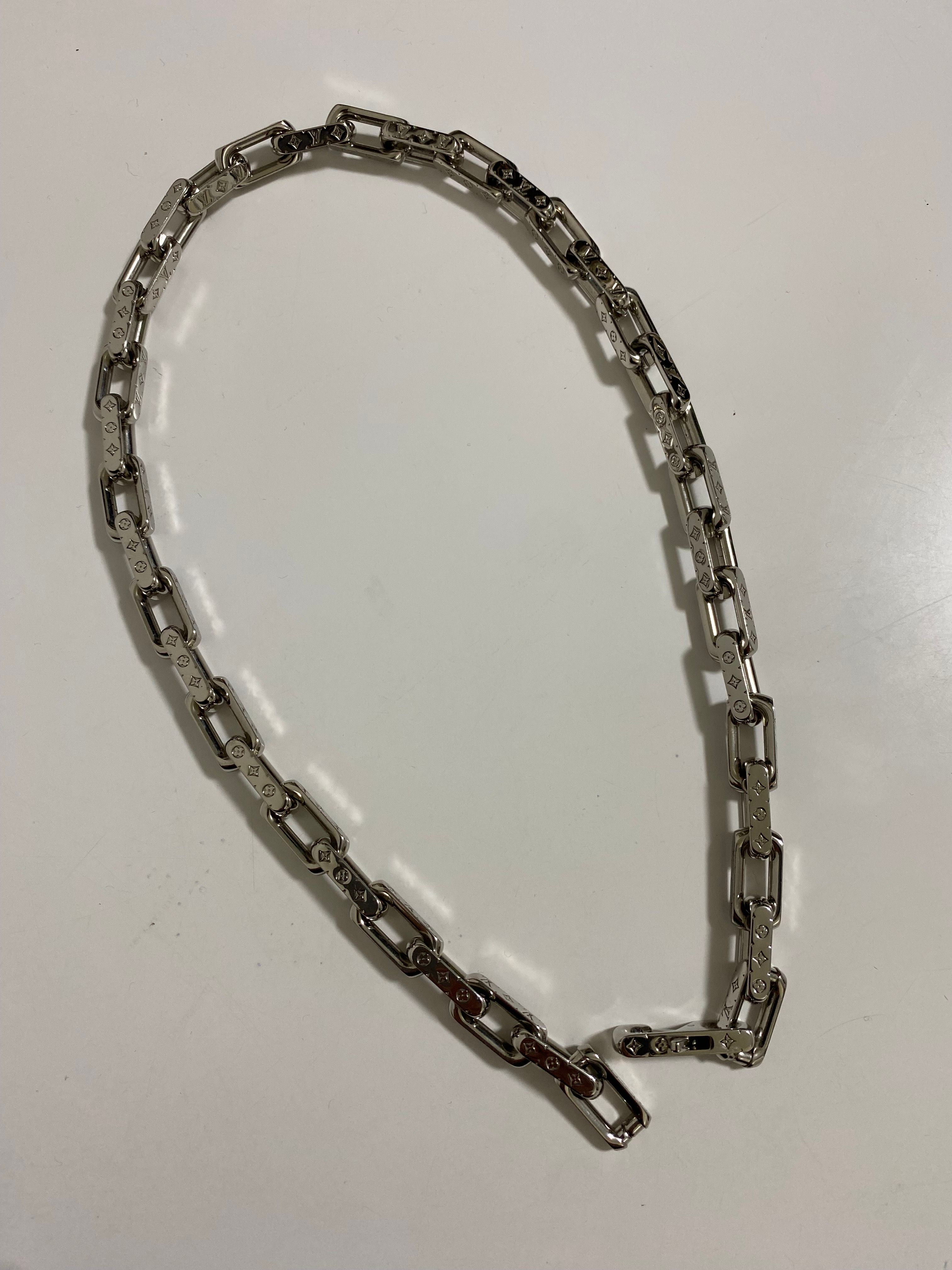 Louis Vuitton Monogram Chain Necklace "Silver"