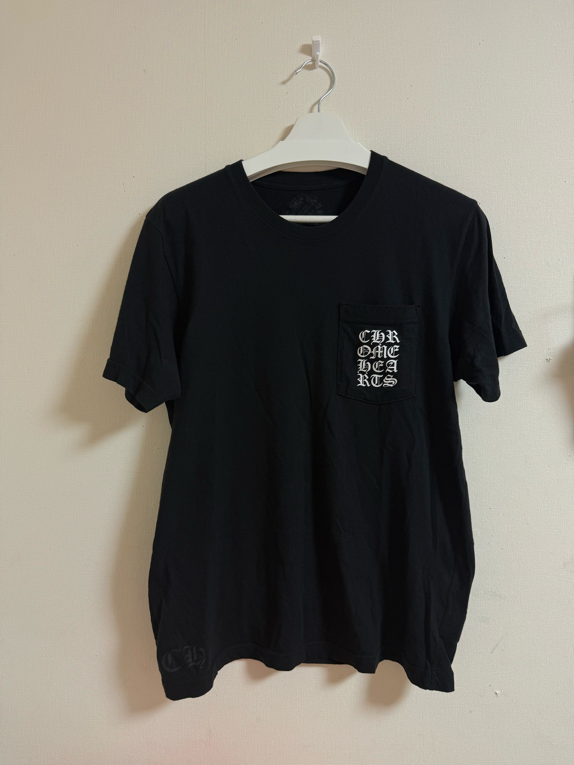 クロムハーツ CHROME HEARTS バーティカルロゴ 半袖Tシャツ