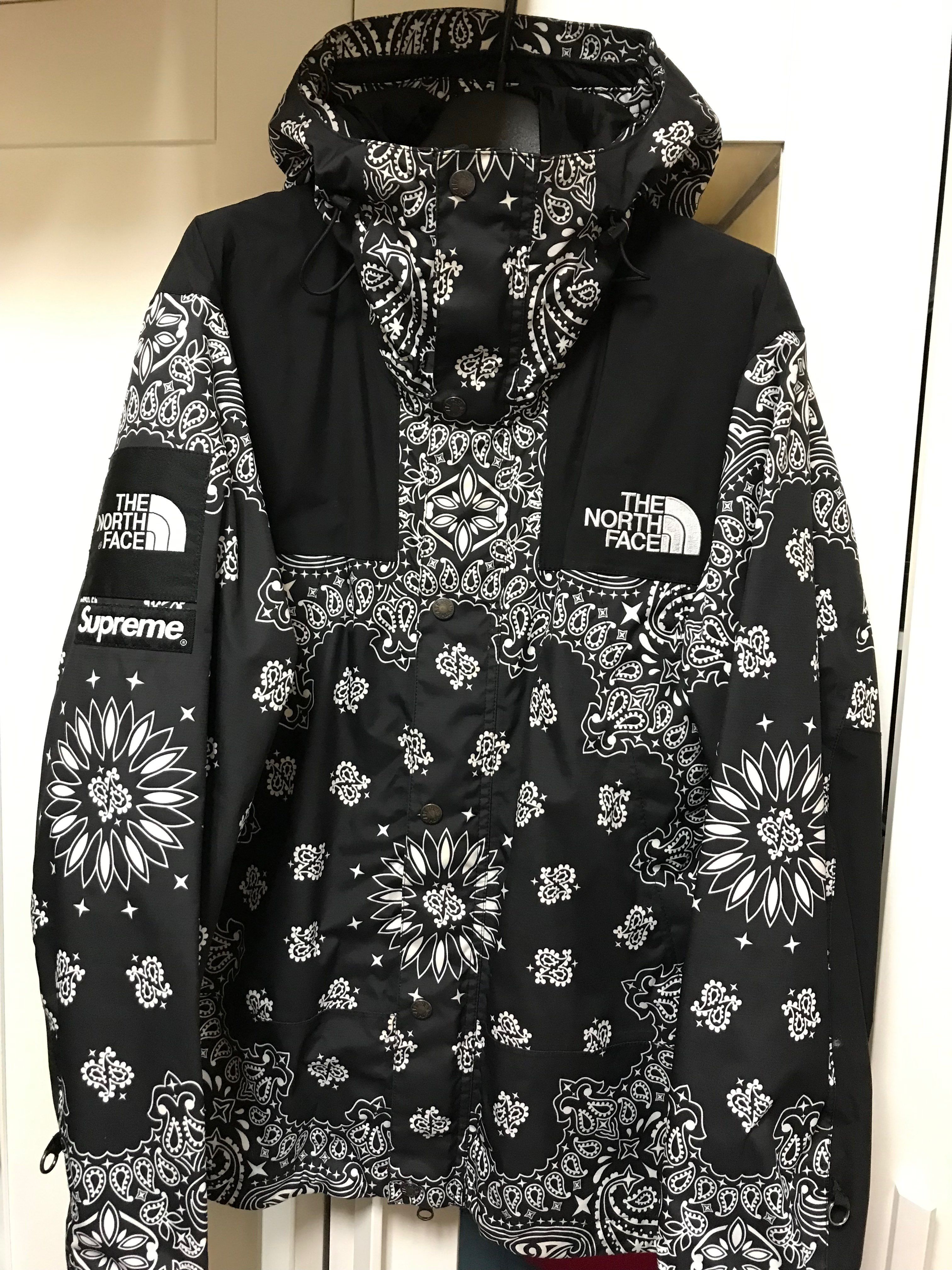 Supreme The North Face Bandana Mountain Parka "Black"