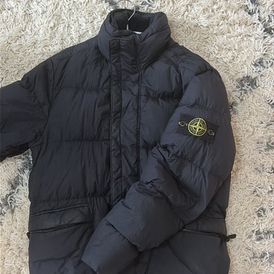 stone islandダウンジャケット