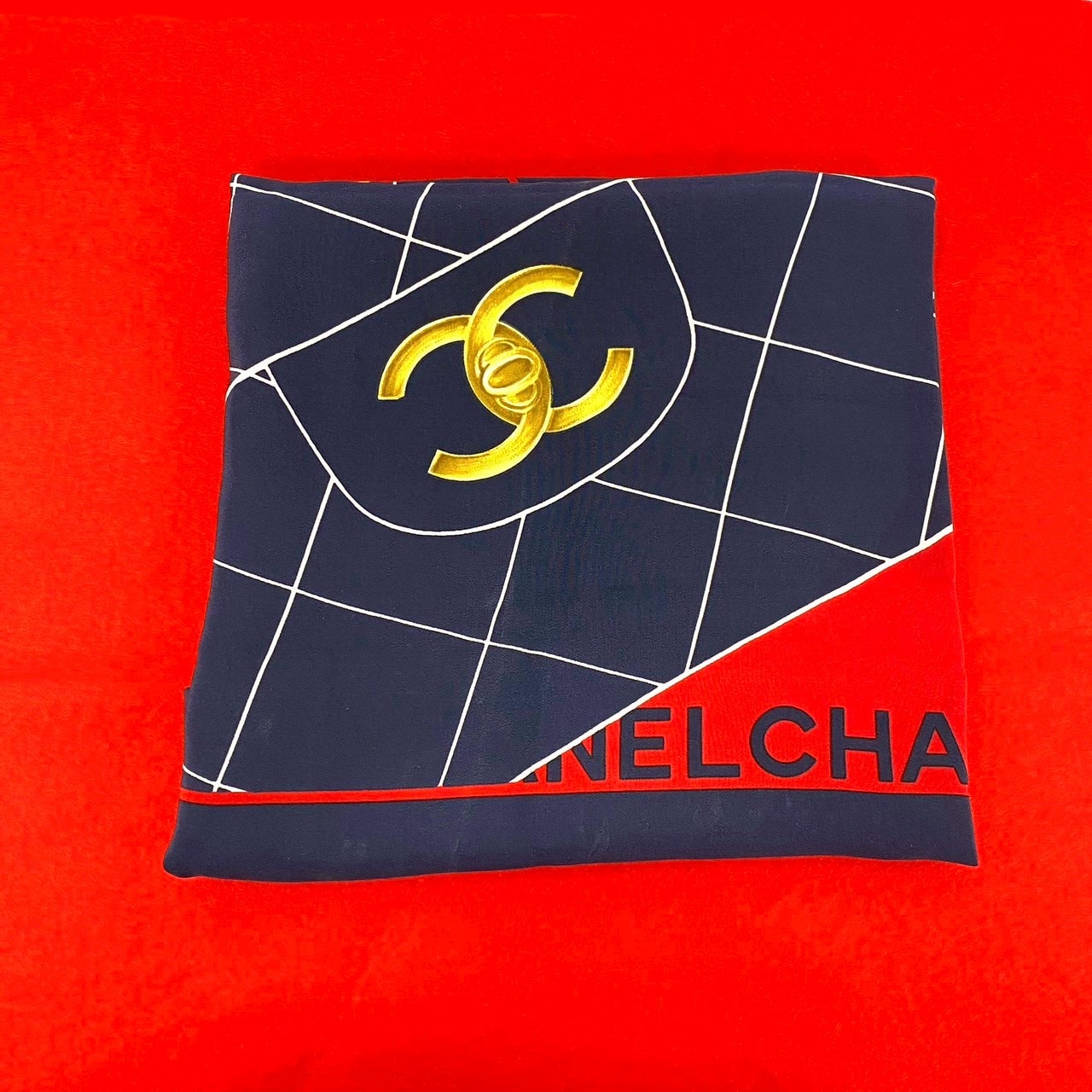 CHANEL シャネル ココマーク マトラッセ チェーン バッグ 柄 シルク スカーフ レッド
82959