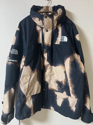 Supreme x The North Face Bleached Denim Print Mountain Jacket "Black"