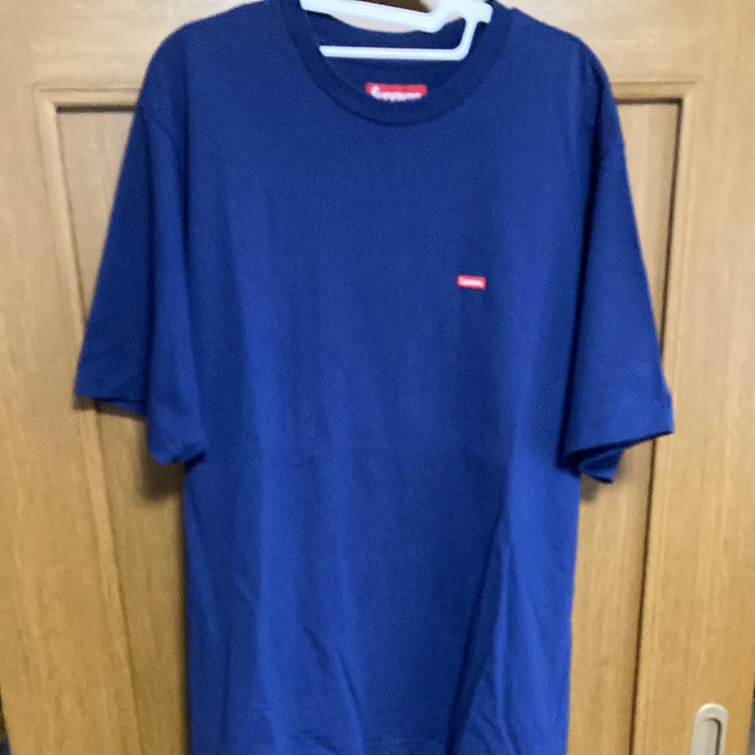 シュプリーム スモール ボックス Tシャツ "ネイビー"