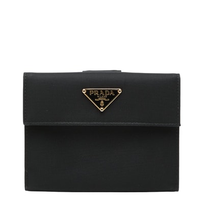 プラダ 三角ロゴプレート 二つ折り財布 ブラック ナイロン レディース PRADA 【中古】
