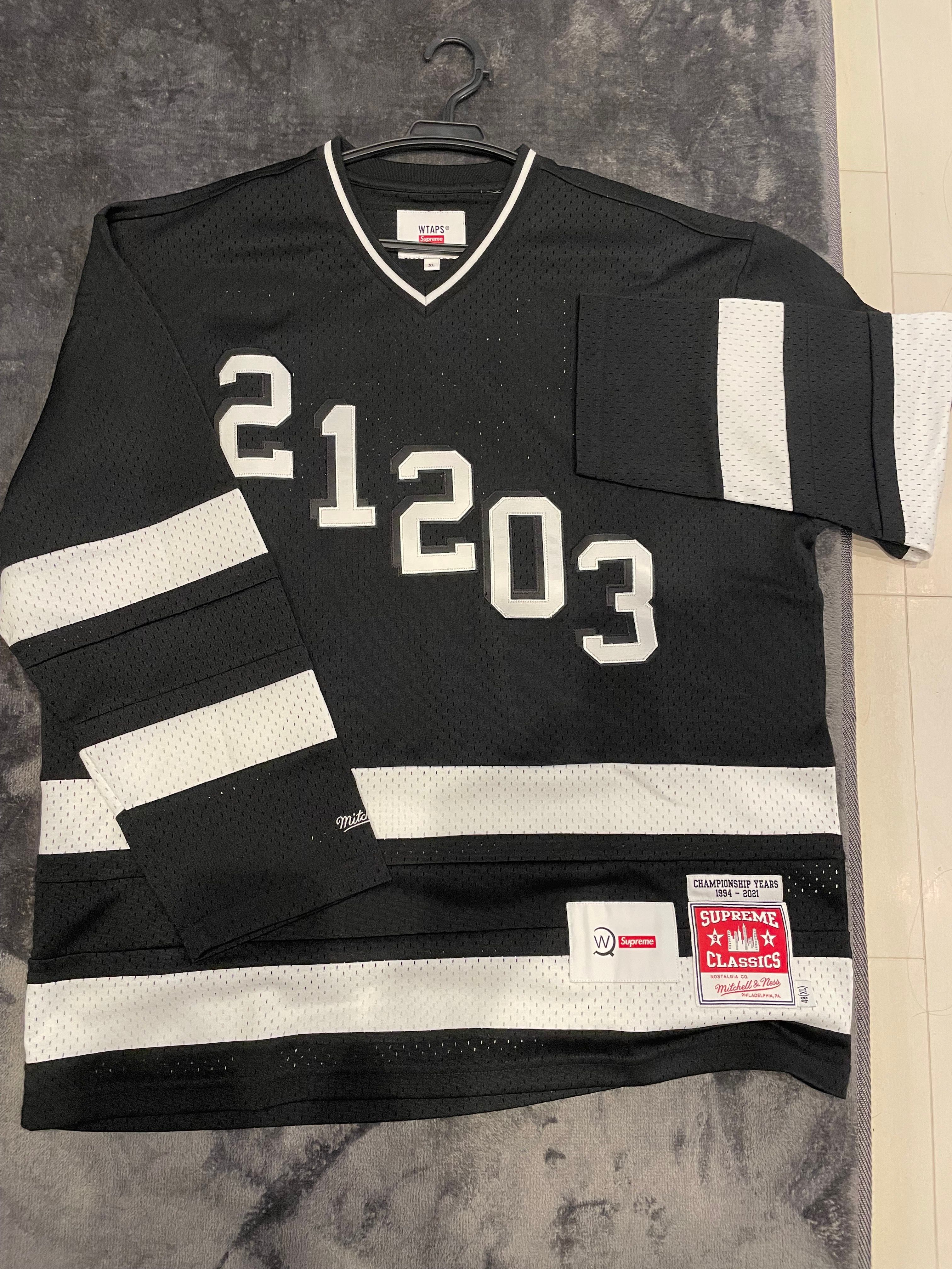 Supreme / WTAPS Mitchell & Ness Hockey Jersey "Black"