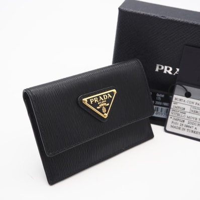 極美品 PRADA プラダ ヴィッテロムーブ カードケース 1MF028 カードケース ブラック カーフレザー レディース