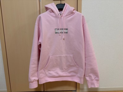 Supreme / Burberry Box Logo Hooded Sweatshirt "Pink"