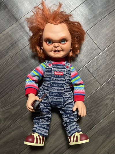 Supreme / Chucky Doll Supreme / Chucky Doll
